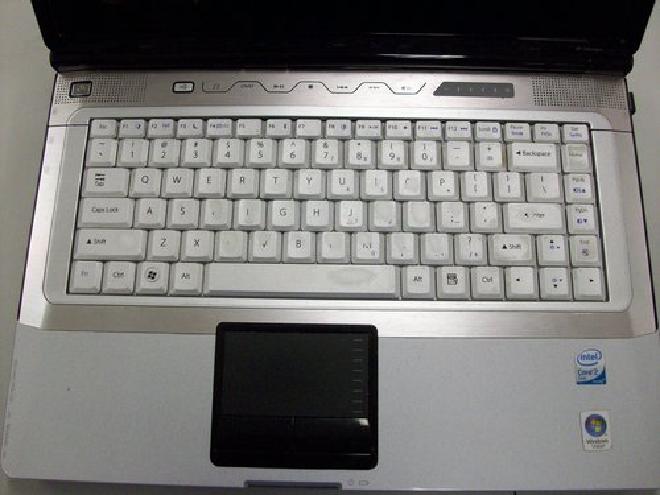 Picture of laptop&rsquo;s keyboard before replacement