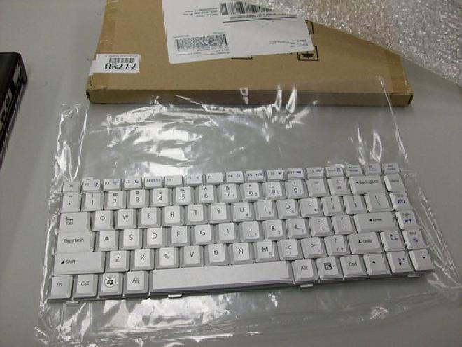 Picture of replacement keyboard part